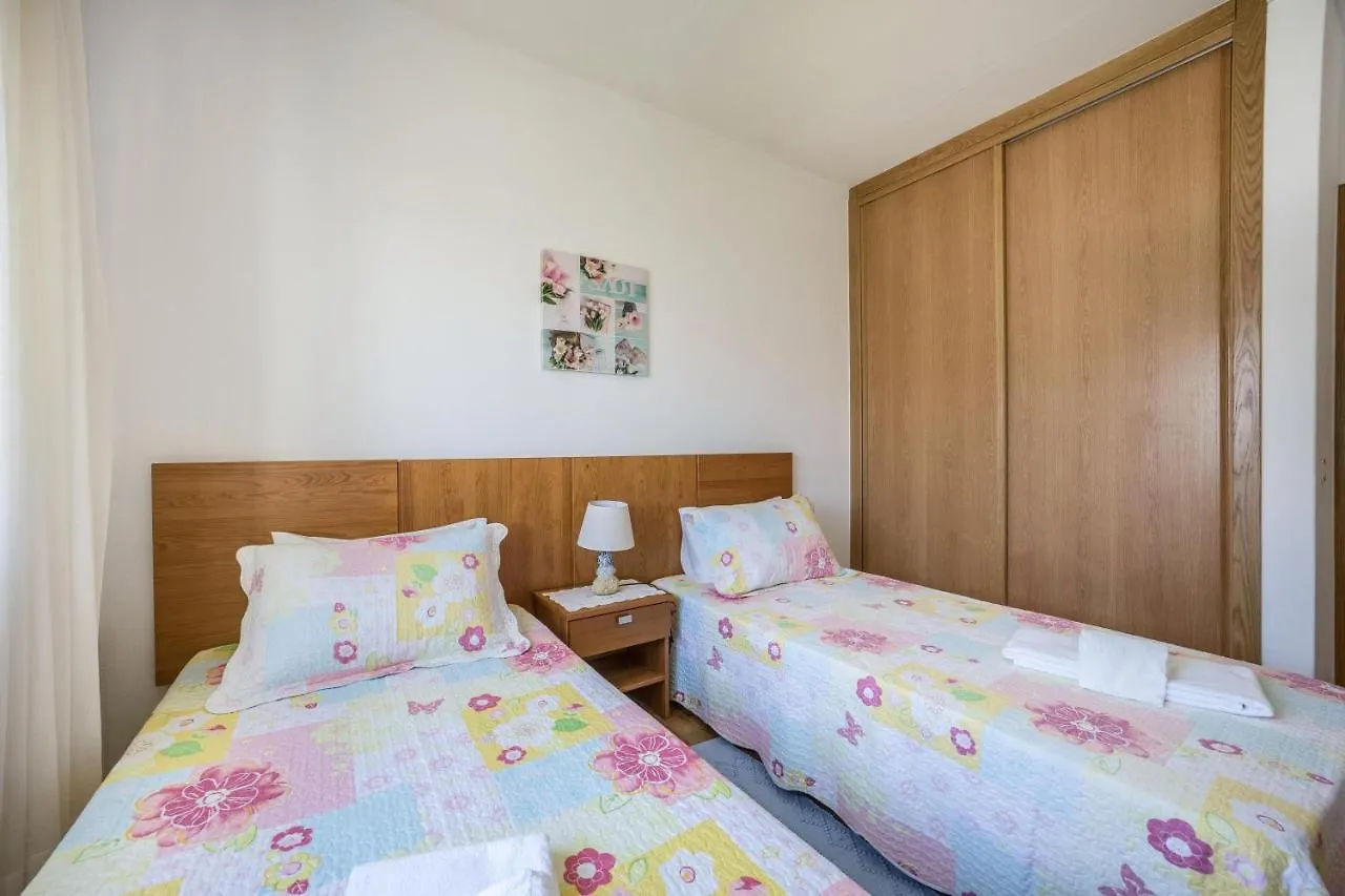 Апартаменты Villas Brites Nº3 Бургау